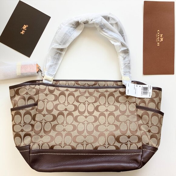 NWT Coach F23297 Park Signature Carrie Tote Bag - Picture 3 of 12